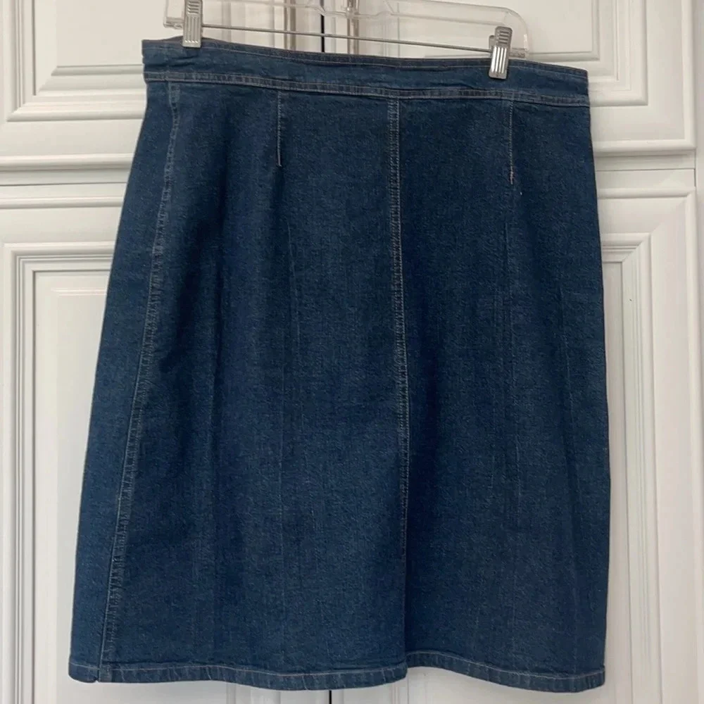 Petite Sophisticate Stretch Blue Denim Skirt size 14 - Picture 7 of 8